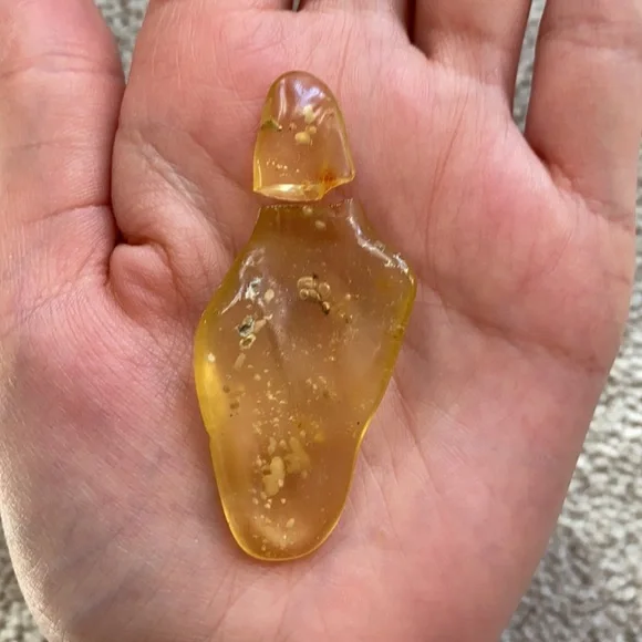Amber Crystal with Insect - Picture 4 of 6